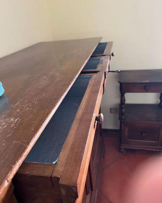 Credenza in noce stile Luigi Filippo, dell'800