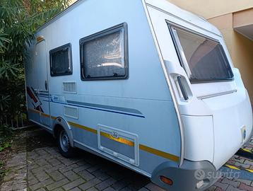 Caravan knaus 595 con tenda