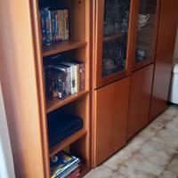 mobile vetrina salone