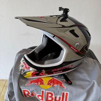 Casco dh redbull