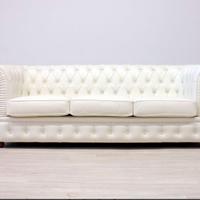 Divano Chesterfield