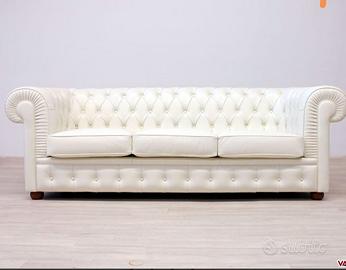 Divano Chesterfield