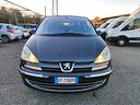 peugeot-807-2-0-hdi-136cv-active-7-posti