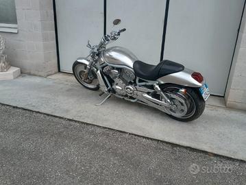 Harley-Davidson V-Rod - 2002