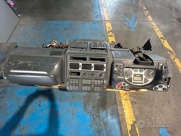 Cruscotto eurocargo 75/80 2005