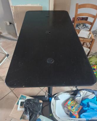 Scrivania nera ikea