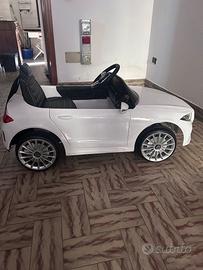 Macchinina elettrica