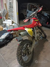Xr 400 dall'ara