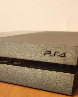 Playstation 4 + 8 Giochi