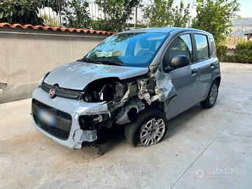 Fiat Panda 1.0 Hybrid - 2021 Incidentata