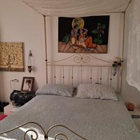 Letto matrimoniale a baldacchino