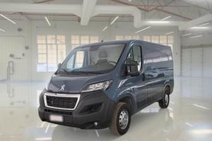 Peugeot Boxer 330 2.2 BlueHDi 120 S&S PC-TN Furgon