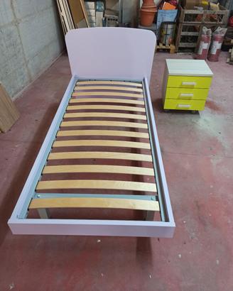 letto e comodino