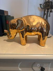 Elefante di Alvino Bagni