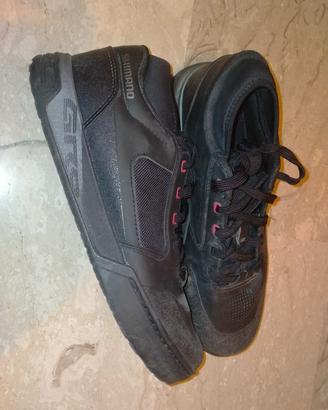 scarpe MTB flat Shimano gr903