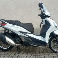 Piaggio Beverly 300 i.e.