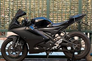 Yamaha Yzf-r125 2024 Nera