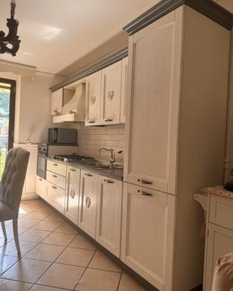 Cucina tutto legno massello