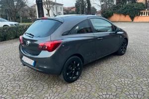 Opel corsa gpl neopatentati