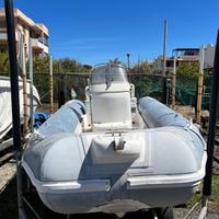 Gommone con tubolari da rifare