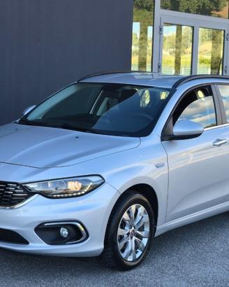 FIAT Tipo 1.3 Mjt SW Business NAVY 61.000 KM.