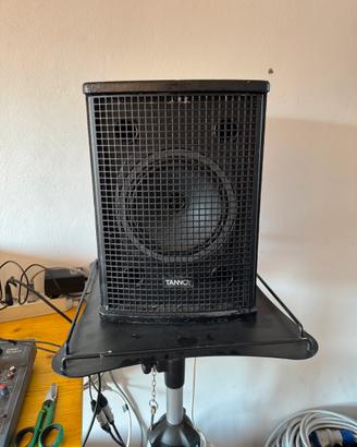 Tannoy V8