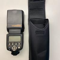 Flash a slitta Yongnuo Speedlite YN565EX per Nikon