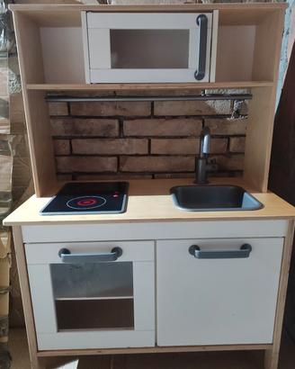 Cucina bambini Ikea + pentole, utensili e alimenti