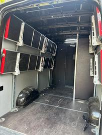 Scaffali da trasporto merci Volkswagen Crafter