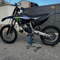 yz 125 monster