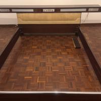 Letto vintage con radio e luci funzionante!!!!