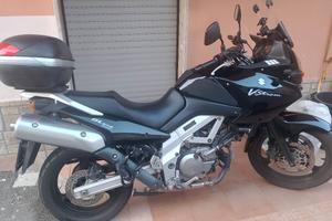 Suzuki v strom 650