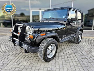 JEEP Wrangler 2.5 Laredo