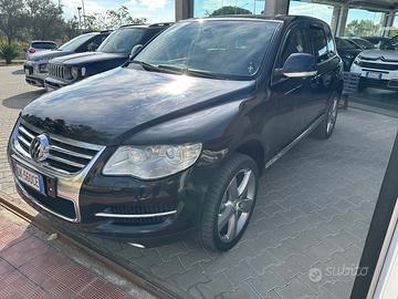 Volkswagen Tuareg 5.0 v10