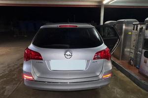 PERFETTE CONDIZIONI OPEL ASTRA