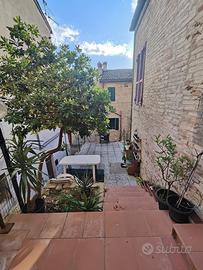 Appartamento centro con giardino a Macerata