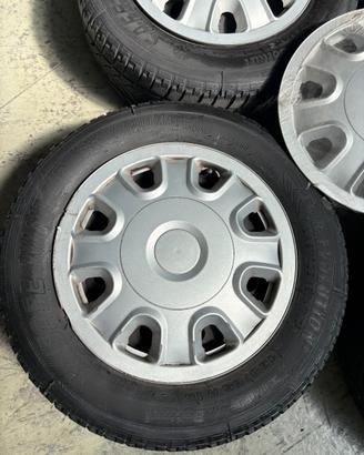 Gomme / ruote / Pneumatici invernali 195/65 cerchi