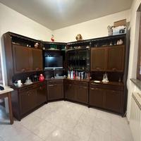 mobili di legno massello per cambio arredamento