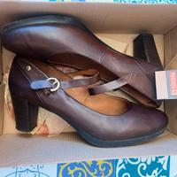 Scarpe ‘Pikolinos’ in vera pelle