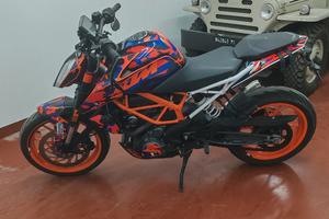 ktm duke 390