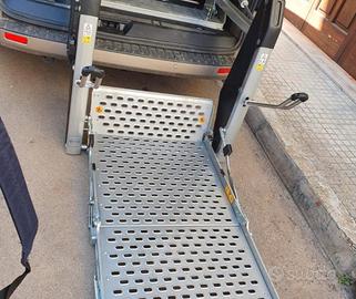 Sollevatore disabili /Pedana