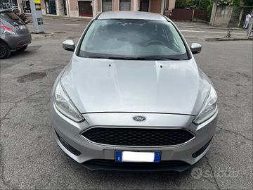 Ford Focus 1.5 diesel euro 6 autocarro