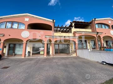 Negozio fronte strada zona v.le Aldo Moro