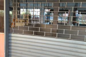 Box auto coperti con serranda