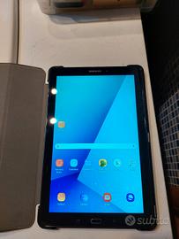 Galaxy Tab A (2016) con S Pen + Cover in omaggio 
