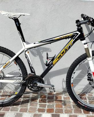 SCOTT  SCALE RC MTB IN CARBONIO