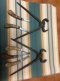 Tenaglie e coltelli per zoccoli maniscalco