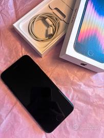 iPhone SE 2022 NERO
