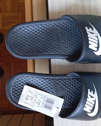 ciabatte nike nere