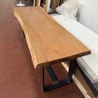 Tavolo in legno di rovere massello albero intero